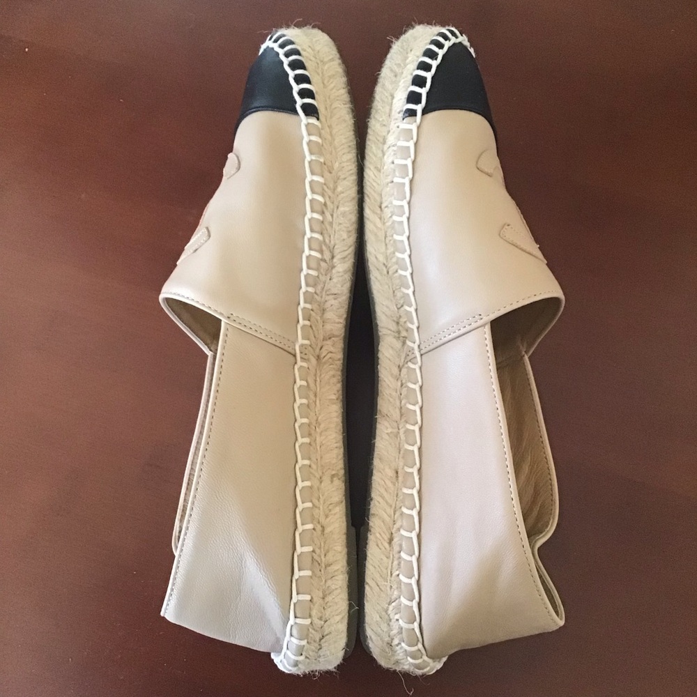 Chanel authentic lambskin cap toe espadrille flats beige/ black Sz 38 US 7.5/8 - Picture 6 of 10
